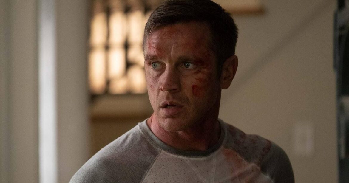 Devon Sawa Revives Horror Icon in ‘Return of the Living Dead’ Sequel Devon Sawa Revives Horror Icon in ‘Return of the Living Dead’ Sequel